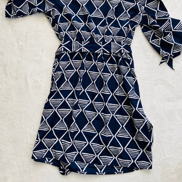 Old Navy dress, color blue with design - Picture 6 of 6